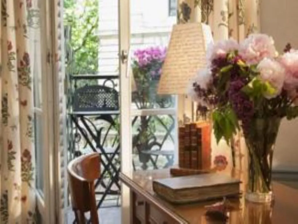 Hotel Henri Iv